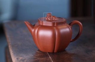《獅球壺》紫砂壺宜興手工泡茶壺獅球茶具清水泥茶壺 《獅球壺》紫砂壺宜興手工泡茶壺獅球茶具清水泥茶壺