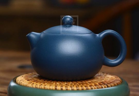 《西施套組一壺二杯》 《西施套組一壺二杯》