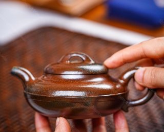 獨家首發，品名：線圓。泥料：極品紫泥（