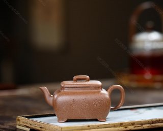 四方云亭 四方云亭