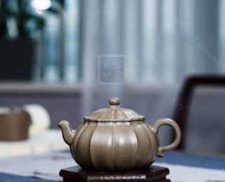 《筋紋梨形》 《筋紋梨形》