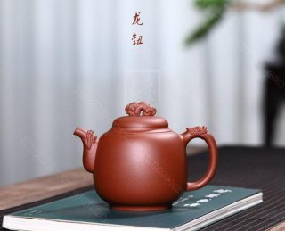 《龍鈕》 《龍鈕》