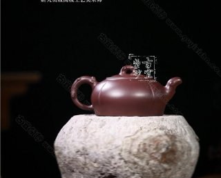 《春華秋實(shí)》 《春華秋實(shí)》