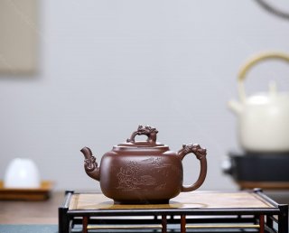 四方隱龍 四方隱龍