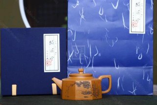 《八方井欄》 《八方井欄》