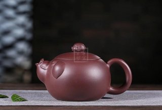 《招財進寶》宜興紫砂壺純手工330泡茶壺 《招財進寶》宜興紫砂壺純手工330泡茶壺