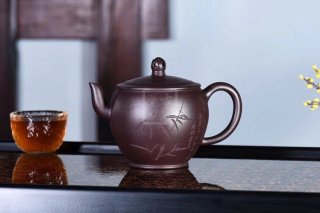 《梵蓮宮燈》宜興紫砂壺實(shí)力派名家手工80目紫泥泡功夫茶壺禮品商務(wù)送禮宮燈 《梵蓮宮燈》宜興紫砂壺實(shí)力派名家手工80目紫泥泡功夫茶壺禮品商務(wù)送禮宮燈