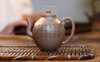 《橄欖》宜興紫砂壺全手工青灰段泥 《橄欖》宜興紫砂壺全手工青灰段泥