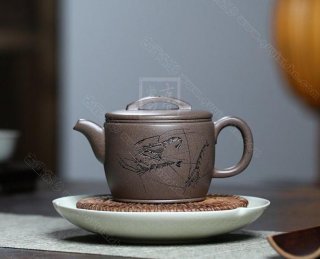 《漢瓦》 《漢瓦》