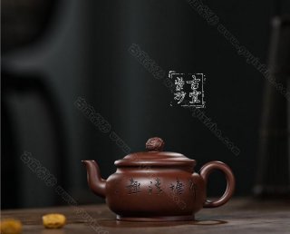 《荷塘清趣》 《荷塘清趣》