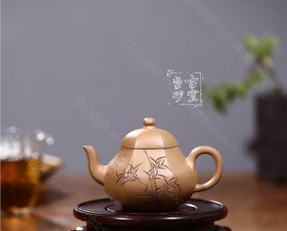 《六方梨式》 《六方梨式》