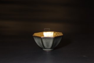 《鎏金日本功夫主人杯》宜興紫砂壺純手工金屬中壺茶具泡茶壺 《鎏金日本功夫主人杯》宜興紫砂壺純手工金屬中壺茶具泡茶壺